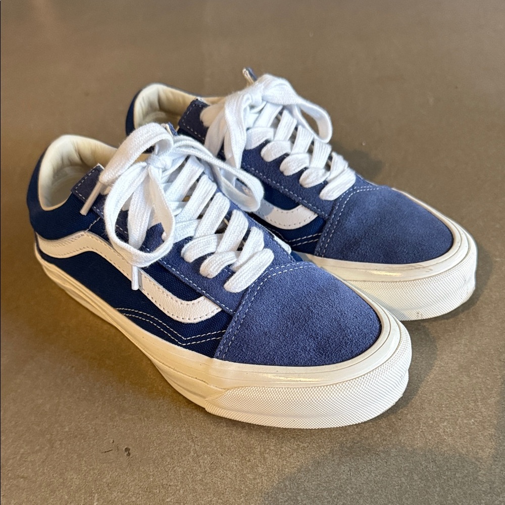 Vans